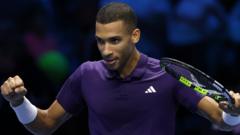 How Did Auger-Aliassime Turn a Weird Start into Victory Over Shelton?