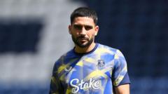 Everton’s Maupay close to Marseille move