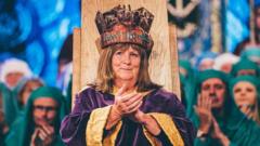 'Cofio gweld y mab am y tro diwethaf' ar Sul y Mamau