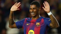 Barcelona 'not a pressure' for on-loan Rashford