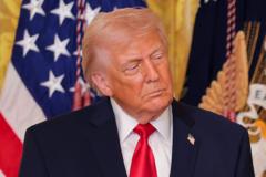 ټرمپ وايي له ایران سره جوړجاړي ته چمتو نه دی؛ امریکايانو ته له عراقه د وتلو خبرداری ورکړ شوی