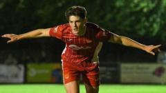 Prolific Warren eager to take on Bolton challenge