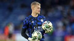 Ex-Leicester keeper Young joins Bristol Rovers 