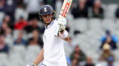 Brook and Smith edge England ahead of Sri Lanka