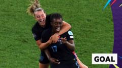 Agyemang scores equaliser in final minutes to send England to extra-time