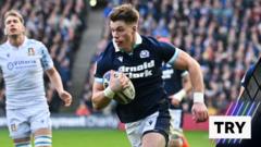 Jones finishes off great move as Scotland lead Italy early