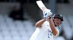 Clark agrees one-year deal to stay at Sussex