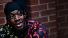 Man cave and fatherhood - Elanga on life at Newcastle