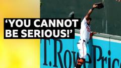 'No way!' - Mullins prevents home run with incredible catch