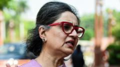 टीएमसी सांसद सागरिका घोष ने 'नेताओं के पाला बदलने' को लेकर क्या कहा