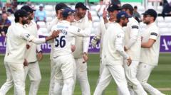 Essex lose late wickets after Hampshire collapse