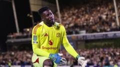 Is Being Manchester United's Number One a Heavy Burden?