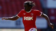 Charlton forward Campbell earns Jamaica call-up