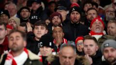 Are Arsenal fans making team nervous in title race?