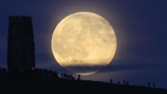 Where can I see the Strawberry Moon tonight?