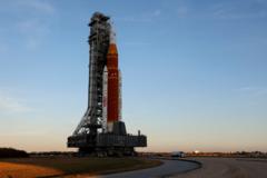 Timelapse of Artemis II rollout to launch pad