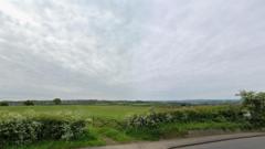 Initial plans for up to 580 homes on village edge