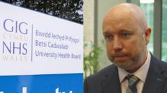 'Cyfle olaf' i wella Bwrdd Iechyd Betsi Cadwaladr - gweinidog