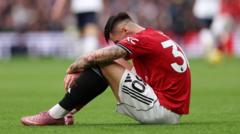Man Utd play down severity of Sesko injury