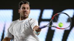 Norrie beaten by Shapovalov in Los Cabos semi-final