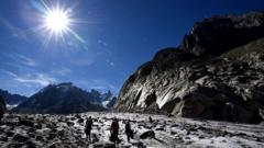 Effet Tyndall : Pourquoi le ciel est-il bleu ?