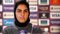 Iran captain latest footballer to drop asylum bid, Iranian state media says