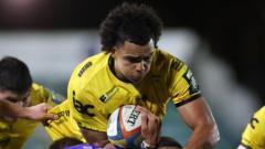 Wales' Martin joins French tier-two side Beziers