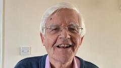 Rhoi'r gorau i bregethu wedi 70 mlynedd 'ddifyr a phleserus'