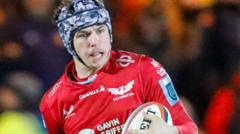 Rogers fit in Scarlets bid for Euro knockout place