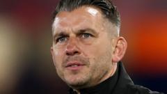 Bloomfield impressed by Stevenage form under Revell