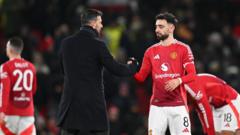 Fernandes could have played with United greats - Van Nistelrooy 