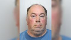 Man jailed for sending sexual messages to children