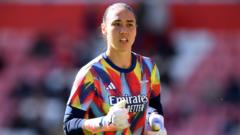 Arsenal goalkeeper Zinsberger suffers ACL injury