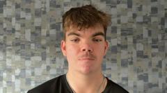 I want to do an apprenticeship but no employer will take me on