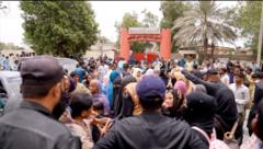 کراچی میں زلزلے، جیل سے قیدی فرار