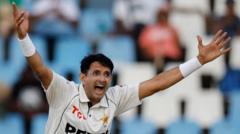 Nottinghamshire sign Pakistan seamer Abbas