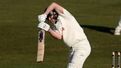 Kellaway best sees Glamorgan pile pressure on Kent