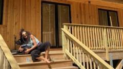 Is it possible to build a plastic-free home?