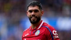 Sunderland agree Alderete deal as promoted clubs' spending to top £300m