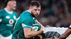 Ireland and Leinster centre Henshaw signs new IRFU deal