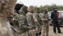 Các binh sĩ phụ trách vận hành drone của Ukraine