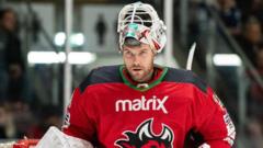 Netminder Bowns returns for 11th Cardiff Devils season