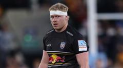 Pirates sign prop Clark following Newcastle exit