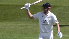 Northants build lead after Green hundred for Gloucs