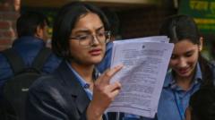 सीबीएसई ने दिया बड़ा अपडेट, 10वीं की पहली बोर्ड परीक्षा में उपस्थिति ज़रूरी