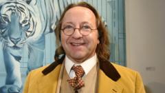 French antiques fraudsters found guilty of Versailles chair scam