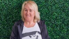 Diabetes: Record type 2 numbers raise fears of 'hidden crisis' - BBC News