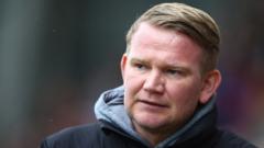 Fleetwood appoint ex-Oldham and Barrow boss Wild