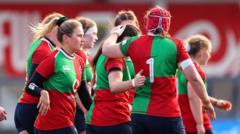 Clovers seal bonus-point win over Glasgow