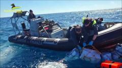 İtalya polisi uyuşturucuların, daha sonra başkası tarafından alınması için denize bırakıldığını tahmin ediyor